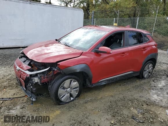 ✅ 2021 Hyundai Kona Limited • VIN: KM8K33AG7MU135502 • Лот: 74057123. Опубликован ранее на Copart с пробегом 62 527 миль. Бесплатный доступ к архиву аукционных продаж из США и подробный отчёт об истории автомобиля на DreamBid. Изображение 1.