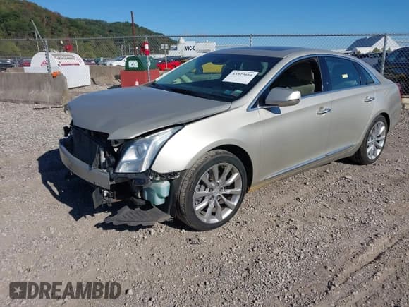 ✅ 2016 Cadillac XTS Luxury Collection • VIN: 2G61N5S30G9132365 • Lot: 43329010. Wystawiony na IAAI z przebiegiem 142 770 mil. Bezpłatny archiwum sprzedaży aukcyjnych z USA i szczegółowy raport historii pojazdu na DreamBid. Zdjęcie 2.