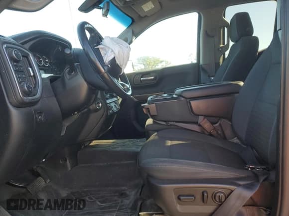 ✅ 2019 Chevrolet Silverado 1500 RST • VIN: 1GCRYEED4KZ344731 • Лот: 70088505. Опубликован ранее на Copart с пробегом 49 759 миль. Бесплатный доступ к архиву аукционных продаж из США и подробный отчёт об истории автомобиля на DreamBid. Изображение 7.