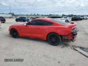 ✅ 2019 Ford Mustang GT Premium • VIN: 1FA6P8CF8K5167299 • Lot: 90779795. Wystawiony na Copart z przebiegiem 20 595 mil. Bezpłatny archiwum sprzedaży aukcyjnych z USA i szczegółowy raport historii pojazdu na DreamBid. Zdjęcie 2.