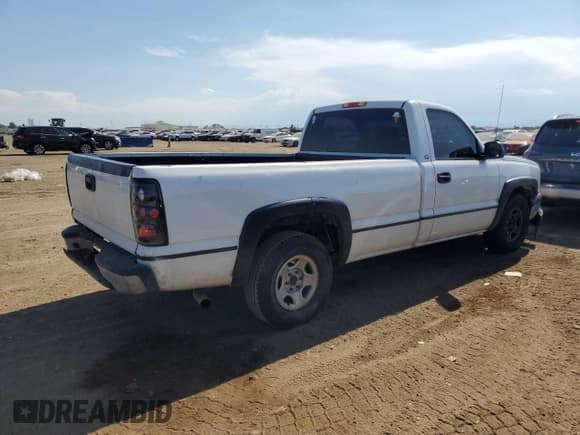 ✅ 2003 Chevrolet Silverado 1500 Work Truck • VIN: 1GCEC14X63Z125871 • Лот: 62875804. Опубликован ранее на Copart с пробегом 249 410 миль. Бесплатный доступ к архиву аукционных продаж из США и подробный отчёт об истории автомобиля на DreamBid. Изображение 3.