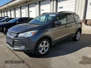 ✅ 2015 Ford Escape SE • VIN: 1FMCU0G98FUB75034 • Лот: 92428955. Опубликован ранее на Copart с пробегом 113 330 миль. Бесплатный доступ к архиву аукционных продаж из США и подробный отчёт об истории автомобиля на DreamBid. Изображение 1.
