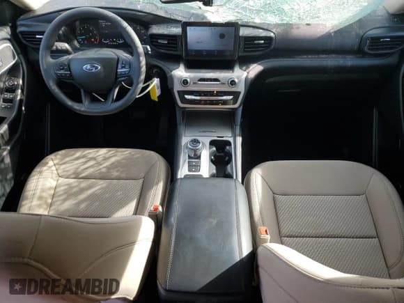 ✅ 2022 Ford Explorer • VIN: 1FMSK7BHXNGA48629 • Lot: 81516644. Wystawiony na Copart z przebiegiem 26 406 mil. Bezpłatny archiwum sprzedaży aukcyjnych z USA i szczegółowy raport historii pojazdu na DreamBid. Zdjęcie 8.