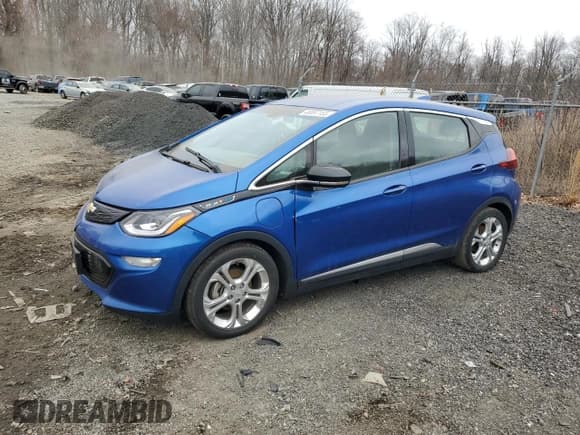✅ 2021 Chevrolet Bolt EV LT • VIN: 1G1FY6S00M4108726 • Lot: 48897155. Wystawiony na Copart z przebiegiem 142 422 mil. Bezpłatny archiwum sprzedaży aukcyjnych z USA i szczegółowy raport historii pojazdu na DreamBid. Zdjęcie 1.