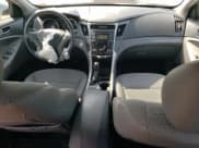 ✅ 2012 Hyundai Sonata SE • VIN: 5NPEC4AB5CH321768 • Lot: 69048884. Listed on Copart with 62,410 mi. Free auction sales archive from the USA and detailed vehicle history report at DreamBid. Image 8.