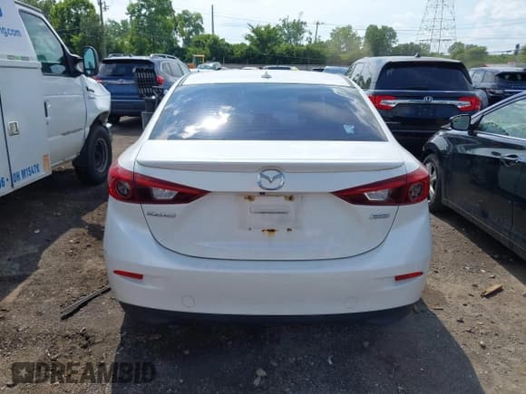 ✅ 2014 Mazda 3 S Touring • VIN: JM1BM1V36E1178325 • Лот: 42860222. Опубликован ранее на IAAI с пробегом 220 945 миль. Бесплатный доступ к архиву аукционных продаж из США и подробный отчёт об истории автомобиля на DreamBid. Изображение 17.