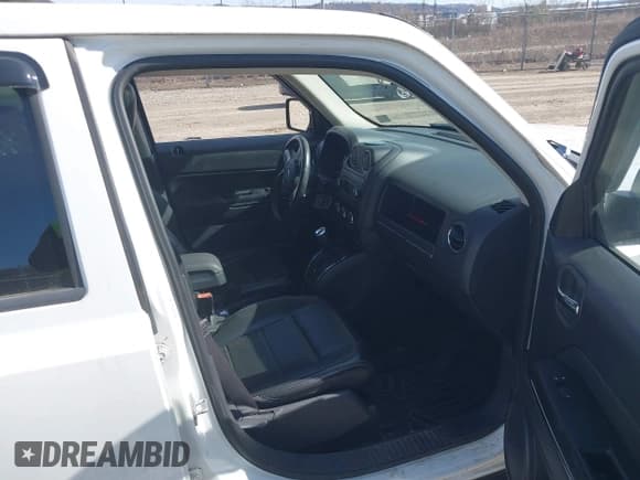 ✅ 2012 Jeep Patriot Limited • VIN: 1C4NJRCB9CD577269 • Lot: 41857524. Listed on IAAI with 124,751 mi. Free auction sales archive from the USA and detailed vehicle history report at DreamBid. Image 5.