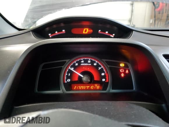 ✅ 2008 Honda Civic Si • VIN: 2HGFG21528H100735 • Lot: 41498635. Wystawiony na Copart z przebiegiem 217 293 mil. Bezpłatny archiwum sprzedaży aukcyjnych z USA i szczegółowy raport historii pojazdu na DreamBid. Zdjęcie 9.