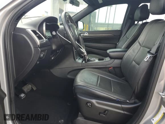 ✅ 2019 Jeep Grand Cherokee Upland • VIN: 1C4RJFAGXKC820333 • Lot: 68912085. Listed on Copart with 71,637 mi. Free auction sales archive from the USA and detailed vehicle history report at DreamBid. Image 7.