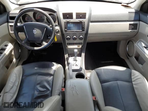 2010 Dodge Avenger R/T с VIN 1B3CC5FV1AN204137, выставлен на аукционе Copart как лот 62013845 с пробегом 119 018 миль миль и Списание • Salvage title. История ставок и продаж доступна на DreamBid. Изображение 8.