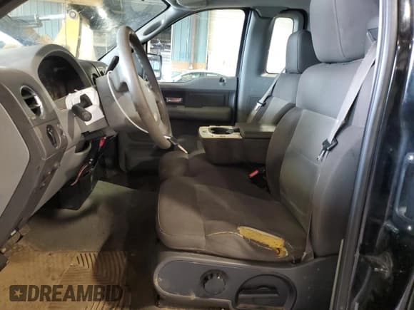 ✅ 2006 Ford F-150 XL • VIN: 1FTRF12W76NB74740 • Lot: 65062815. Listed on Copart with 216,972 mi. Free auction sales archive from the USA and detailed vehicle history report at DreamBid. Image 7.