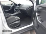 ✅ 2012 Ford Focus SE • VIN: 1FAHP3F27CL142427 • Lot: 42527340. Listed on IAAI with 141,784 mi. Free auction sales archive from the USA and detailed vehicle history report at DreamBid. Image 5.