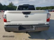 ✅ 2018 Nissan Titan Pro-4X • VIN: 1N6BA1F41JN520957 • Lot: 68283595. Wystawiony na Copart z przebiegiem 115 799 mil. Bezpłatny archiwum sprzedaży aukcyjnych z USA i szczegółowy raport historii pojazdu na DreamBid. Zdjęcie 6.