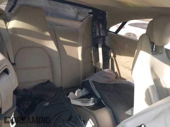 ✅ 2010 Mercedes-Benz E 550 • VIN: WDDKJ7CB9AF032400 • Лот: 42121696. Опубликован ранее на IAAI с пробегом Не указан. Бесплатный доступ к архиву аукционных продаж из США и подробный отчёт об истории автомобиля на DreamBid. Изображение 8.