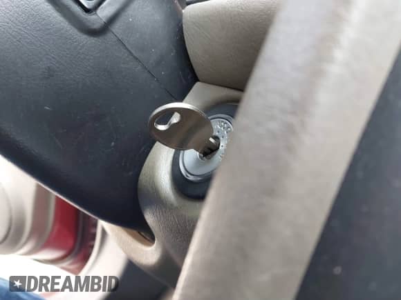 2005 Hyundai Santa Fe GLS с VIN KM8SC13D45U968781, выставлен на аукционе IAAI как лот 41736801 с пробегом 182 976 миль миль и . История ставок и продаж доступна на DreamBid. Изображение 11.