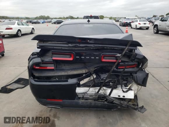 ✅ 2019 Dodge Challenger SXT • VIN: 2C3CDZAG5KH712900 • Lot: 71421304. Listed on Copart with 67,407 mi. Free auction sales archive from the USA and detailed vehicle history report at DreamBid. Image 6.