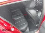 ✅ 2013 Hyundai Veloster Turbo • VIN: KMHTC6AE1DU110874 • Lot: 42469891. Wystawiony na IAAI z przebiegiem 167 035 mil. Bezpłatny archiwum sprzedaży aukcyjnych z USA i szczegółowy raport historii pojazdu na DreamBid. Zdjęcie 8.