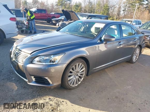 ✅ 2017 Lexus LS 460 • VIN: JTHCL5EF2H5029169 • Lot: 43730235. Listed on IAAI with 67,865 mi. Free auction sales archive from the USA and detailed vehicle history report at DreamBid. Image 18.