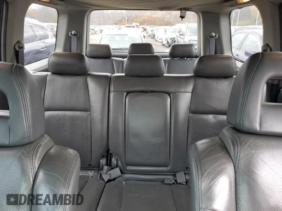 ✅ 2005 Honda Pilot EX-L • VIN: 2HKYF18535H529606 • Lot: 90583885. Wystawiony na Copart z przebiegiem 199 164 mil. Bezpłatny archiwum sprzedaży aukcyjnych z USA i szczegółowy raport historii pojazdu na DreamBid. Zdjęcie 10.