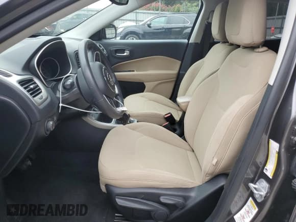 ✅ 2018 Jeep Compass Sport • VIN: 3C4NJCAB4JT286217 • Lot: 67426605. Listed on Copart with 75,825 mi. Free auction sales archive from the USA and detailed vehicle history report at DreamBid. Image 7.
