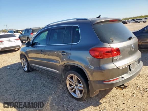 ✅ 2012 Volkswagen Tiguan S • VIN: WVGAV7AX4CW003829 • Lot: 92178235. Listed on Copart with Not provided. Free auction sales archive from the USA and detailed vehicle history report at DreamBid. Image 2.