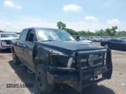 ✅ 2018 Ram 2500 Big Horn • VIN: 3C6UR5DL2JG409078 • Лот: 42491361. Опубликован ранее на IAAI с пробегом 141 493 миль. Бесплатный доступ к архиву аукционных продаж из США и подробный отчёт об истории автомобиля на DreamBid. Изображение 6.