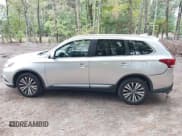 ✅ 2020 Mitsubishi Outlander SE • VIN: JA4AD3A34LZ018689 • Lot: 43408607. Listed on IAAI with 114,764 mi. Free auction sales archive from the USA and detailed vehicle history report at DreamBid. Image 14.