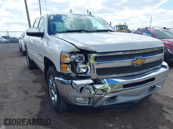 ✅ 2012 Chevrolet Silverado 1500 LT • VIN: 3GCPKSE76CG202030 • Lot: 43403350. Wystawiony na IAAI z przebiegiem 117 414 mil. Bezpłatny archiwum sprzedaży aukcyjnych z USA i szczegółowy raport historii pojazdu na DreamBid. Zdjęcie 6.