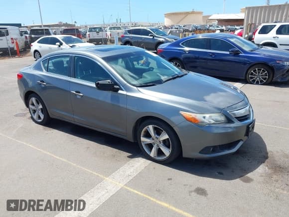 ✅ 2013 Acura ILX Premium • VIN: 19VDE1F5XDE002226 • Lot: 42712872. Listed on IAAI with 155,761 mi. Free auction sales archive from the USA and detailed vehicle history report at DreamBid. Image 1.