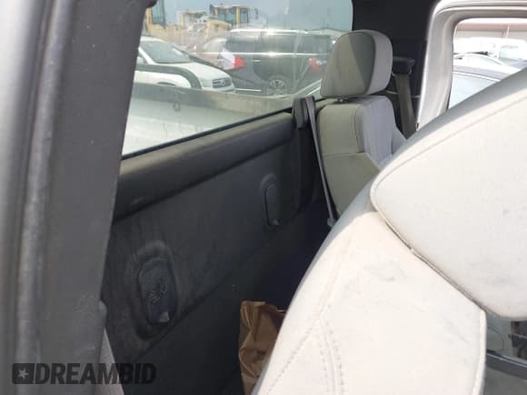 ✅ 2015 Chevrolet Silverado 1500 LS • VIN: 1GCNKPEH5FZ179583 • Лот: 42287732. Опубликован ранее на IAAI с пробегом 52 891 миль. Бесплатный доступ к архиву аукционных продаж из США и подробный отчёт об истории автомобиля на DreamBid. Изображение 8.