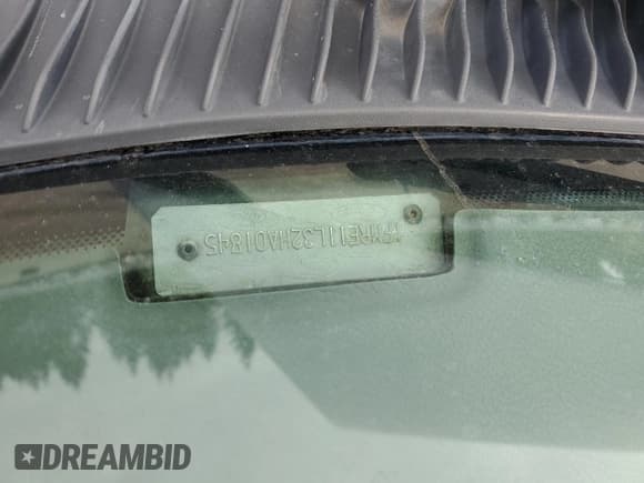 ✅ 2002 Ford Econoline Passenger XL • VIN: 1FMRE11L32HA01845 • Lot: 71218755. Listed on Copart with 226,953 mi. Free auction sales archive from the USA and detailed vehicle history report at DreamBid. Image 13.