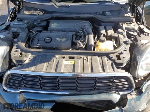 ✅ 2012 MINI Countryman S • VIN: WMWZC5C54CWL62611 • Lot: 89715355. Listed on Copart with 101,356 mi. Free auction sales archive from the USA and detailed vehicle history report at DreamBid. Image 12.