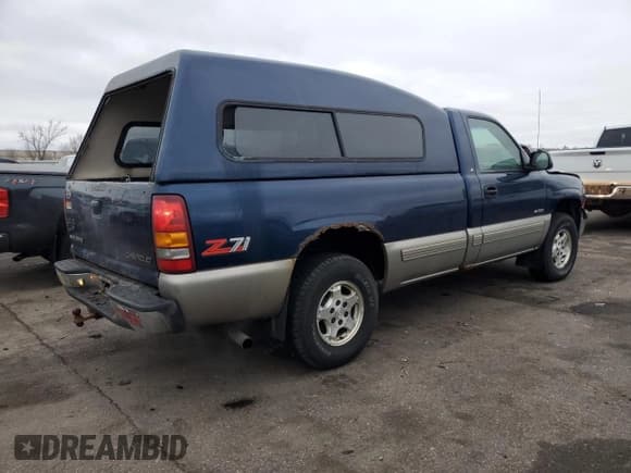 ✅ 1999 Chevrolet Silverado 1500 • VIN: 1GCEK14T6XE185419 • Лот: 83180874. Опубликован ранее на Copart с пробегом 179 444 миль. Бесплатный доступ к архиву аукционных продаж из США и подробный отчёт об истории автомобиля на DreamBid. Изображение 3.