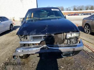 ✅ 2000 Chevrolet Blazer LS • VIN: 1GNCS18W4YK247518 • Lot: 79686403. Wystawiony na Copart z przebiegiem 235 660 mil. Bezpłatny archiwum sprzedaży aukcyjnych z USA i szczegółowy raport historii pojazdu na DreamBid. Zdjęcie 5.