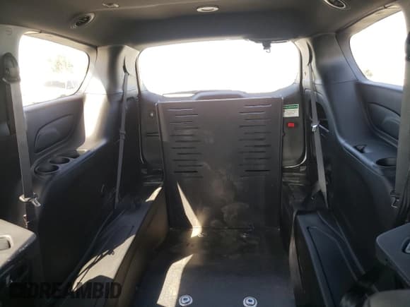 ✅ 2024 Chrysler Pacifica Touring • VIN: 2C4RC1FG5RR195802 • Lot: 83998935. Listed on Copart with 9,578 mi. Free auction sales archive from the USA and detailed vehicle history report at DreamBid. Image 10.