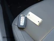 ✅ 2011 Hyundai Sonata Limited • VIN: 5NPEC4AC6BH172150 • Lot: 43675440. Listed on IAAI with 146,300 mi. Free auction sales archive from the USA and detailed vehicle history report at DreamBid. Image 11.