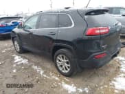 ✅ 2015 Jeep Cherokee Latitude • VIN: 1C4PJMCS3FW668154 • Lot: 43716947. Wystawiony na IAAI z przebiegiem 330 972 mil. Bezpłatny archiwum sprzedaży aukcyjnych z USA i szczegółowy raport historii pojazdu na DreamBid. Zdjęcie 3.