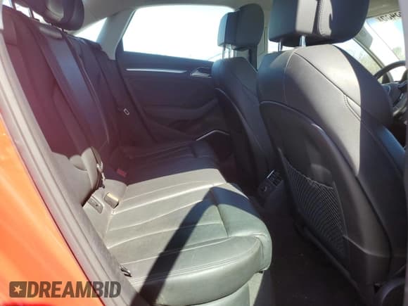 ✅ 2015 Audi A3 Prestige • VIN: WAUKFGFF8F1042086 • Lot: 50163435. Wystawiony na Copart z przebiegiem 85 210 mil. Bezpłatny archiwum sprzedaży aukcyjnych z USA i szczegółowy raport historii pojazdu na DreamBid. Zdjęcie 10.