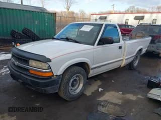 ✅ 2000 Chevrolet S-10 • VIN: 1GCCS144XYK151860 • Лот: 41301337. Опубликован ранее на IAAI с пробегом 221 237 миль. Бесплатный доступ к архиву аукционных продаж из США и подробный отчёт об истории автомобиля на DreamBid. Изображение 2.