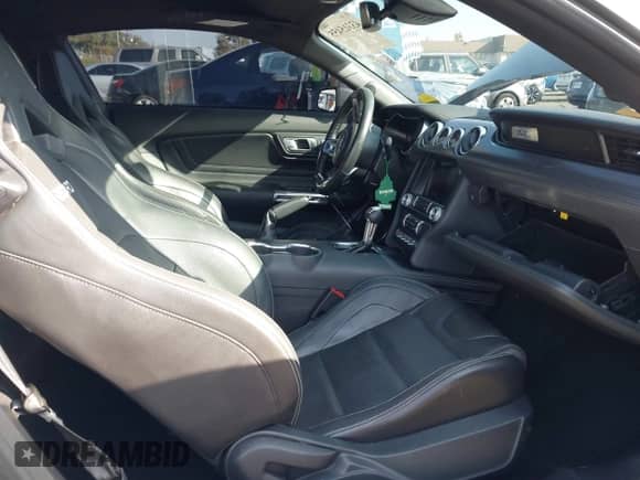 2022 Ford Mustang EcoBoost с VIN 1FA6P8TD3N5130907, выставлен на аукционе IAAI как лот 43315455 с пробегом 33 953 миль миль и . История ставок и продаж доступна на DreamBid. Изображение 5.