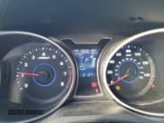 ✅ 2015 Hyundai Veloster • VIN: KMHTC6AD5FU239663 • Lot: 85713664. Wystawiony na Copart z przebiegiem 106 919 mil. Bezpłatny archiwum sprzedaży aukcyjnych z USA i szczegółowy raport historii pojazdu na DreamBid. Zdjęcie 9.