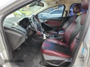 ✅ 2012 Ford Focus Titanium • VIN: 1FAHP3N29CL215847 • Лот: 81211335. Опубликован ранее на Copart с пробегом 150 883 миль. Бесплатный доступ к архиву аукционных продаж из США и подробный отчёт об истории автомобиля на DreamBid. Изображение 7.