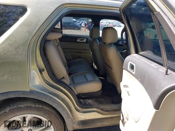 ✅ 2013 Ford Explorer Limited • VIN: 1FM5K8F83DGC50255 • Lot: 42711326. Wystawiony na IAAI z przebiegiem 162 985 mil. Bezpłatny archiwum sprzedaży aukcyjnych z USA i szczegółowy raport historii pojazdu na DreamBid. Zdjęcie 8.