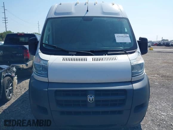✅ 2018 Ram ProMaster Cargo • VIN: 3C6TRVBG4JE118708 • Lot: 42848225. Wystawiony na IAAI z przebiegiem 197 936 mil. Bezpłatny archiwum sprzedaży aukcyjnych z USA i szczegółowy raport historii pojazdu na DreamBid. Zdjęcie 12.