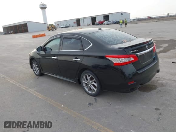 ✅ 2014 Nissan Sentra S • VIN: 3N1AB7AP0EL621528 • Lot: 43347301. Wystawiony na IAAI z przebiegiem 92 920 mil. Bezpłatny archiwum sprzedaży aukcyjnych z USA i szczegółowy raport historii pojazdu na DreamBid. Zdjęcie 3.