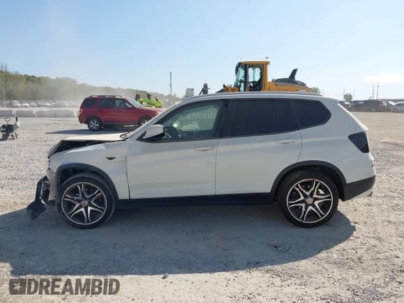 ✅ 2014 BMW X3 xDrive28i • VIN: 5UXWX9C50E0D33163 • Лот: 43178830. Опубликован ранее на IAAI с пробегом 154 134 миль. Бесплатный доступ к архиву аукционных продаж из США и подробный отчёт об истории автомобиля на DreamBid. Изображение 15.