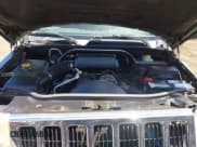 ✅ 2006 Jeep Commander Limited • VIN: 1J8HH58N86C357645 • Lot: 43176582. Wystawiony na IAAI z przebiegiem 52 078 mil. Bezpłatny archiwum sprzedaży aukcyjnych z USA i szczegółowy raport historii pojazdu na DreamBid. Zdjęcie 10.