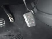 ✅ 2017 Land Rover Range Rover Sport SVR • VIN: SALWZ2FE2HA144422 • Lot: 42331478. Wystawiony na IAAI z przebiegiem 63 800 mil. Bezpłatny archiwum sprzedaży aukcyjnych z USA i szczegółowy raport historii pojazdu na DreamBid. Zdjęcie 11.