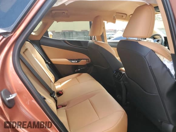 ✅ 2025 Lexus NX 250 • VIN: 2T2ADCAZ8SC022548 • Lot: 92931395. Wystawiony na Copart z przebiegiem 8 192 mil. Bezpłatny archiwum sprzedaży aukcyjnych z USA i szczegółowy raport historii pojazdu na DreamBid. Zdjęcie 11.