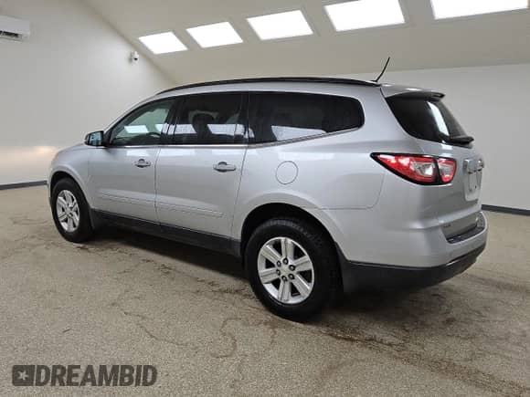 2014 Chevrolet Traverse LT with VIN 1GNKVHKD5EJ237536, listed as a Copart auction lot 85563445 with 133,719 mi miles and Clean title. Bid and sale history available at DreamBid. Image 2.